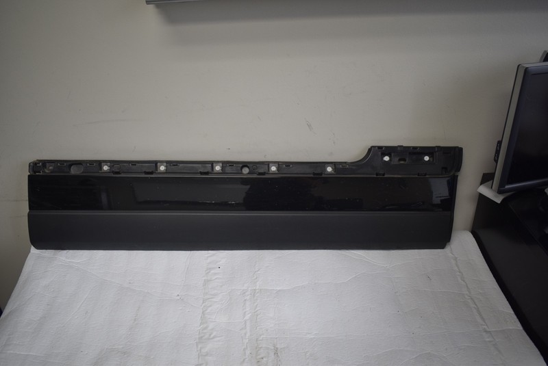 2012-2015 RANGE ROVER HSE RH RIGHT FRONT DOOR LOWER MOLDING CK5221065ADW OEM