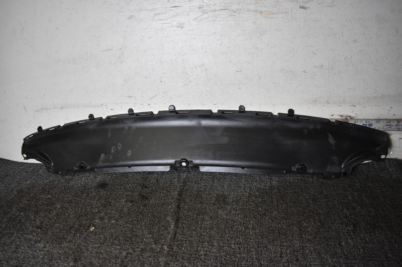 2019-2022 PORSCHE MACAN AIR DUCT SUPPORT FACTORY OEM