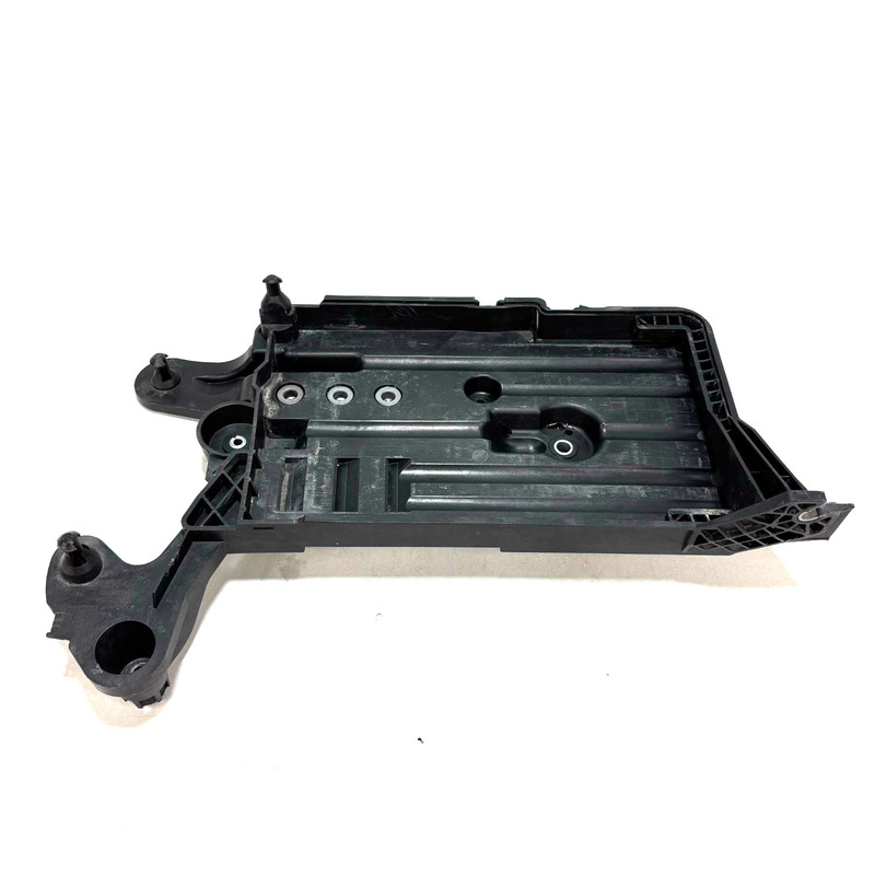 📌 15–20 AUDI A3 QUATTRO 8V BATTERY TRAY HOUSING HOLDER BRACKET 5Q0915331 OEM