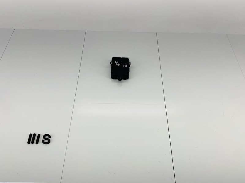 18-21 CHEVROLET EQUINOX FRONT LEFT DRIVER SIDE SEAT CONTROL COMPUTER MODULE OEM