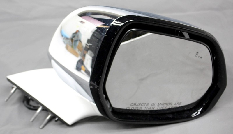 OEM Right Passenger Side Mirror For Lincoln Aviator Pristine White (AZ, M7446)