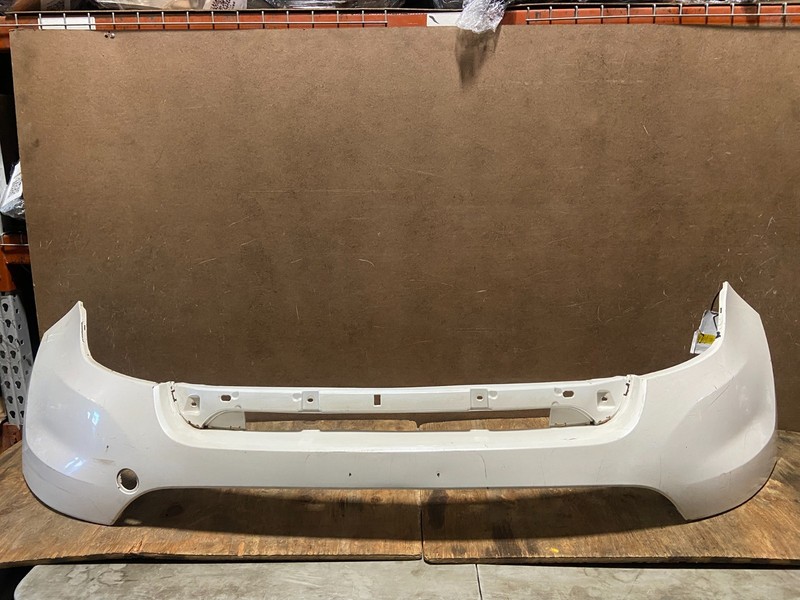 2011 to 2015 Ford Explorer Front Bumper Upper Cover AD0091