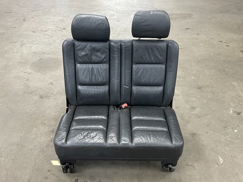 ⭐2002-2009 MERCEDES-BENZ G-CLASS COMPLETE REAR LEFT SEAT CUSHION ASY OEM LOT2671