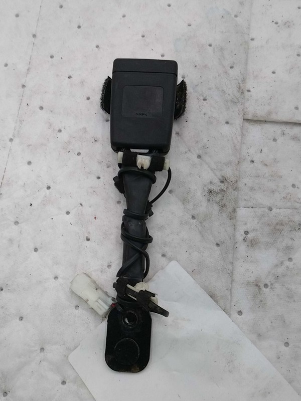 2017 BMW 530I OEM White Seat Belt 72117359090 Used 122K Miles 4DR