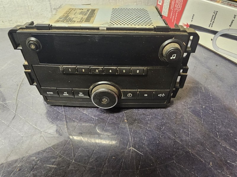 Chevy Express GMC Sierra 07-14 OEM AM FM Radio CD Receiver 25942014