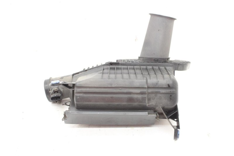 98-04 Porsche Boxster 3.2L Air Cleaner Box Filter Housing 99611002111