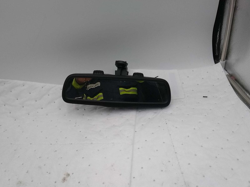 Used Front Center Interior Rear View Mirror fits: 2015 Chrysler 200 manual dimmi