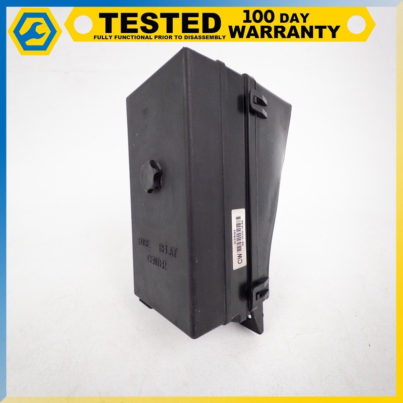97-04 CHEVROLET CORVETTE C5 ENGINE WIRE HARNESS JUNCTION BLOCK RELAY FUSE BOX OE