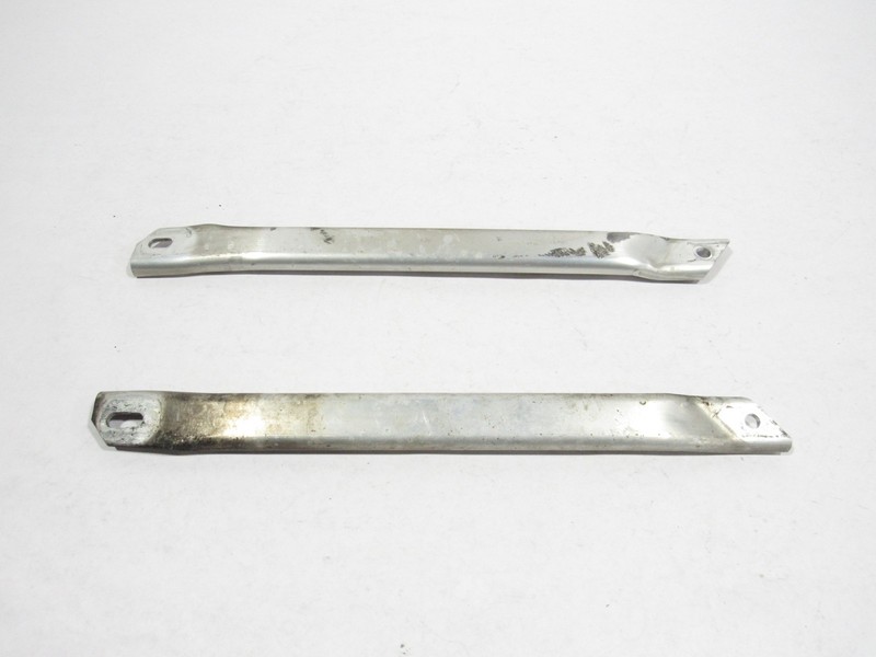 11-12 Fisker Karma 2012 Front Suspension Support Strut Brace Bar Set 2 PCS ;@2