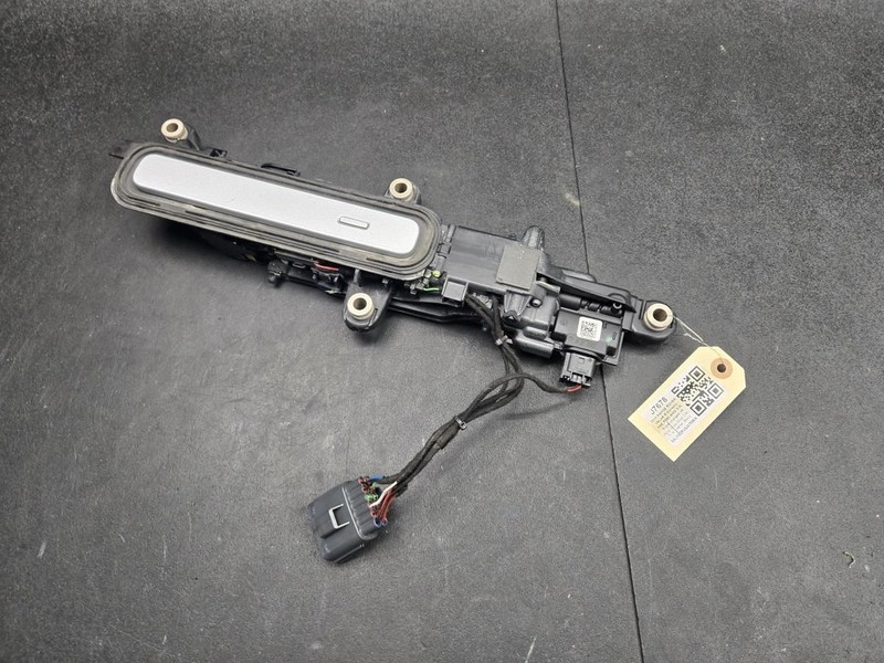 Rear Right Door Outside Handle 2018 Range Rover Velar J8A2-26600-AC 2019 - 2022
