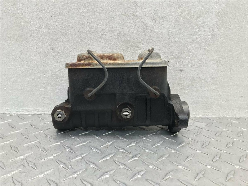 83-95 CHEVROLET 20 VAN GMC 2500 VAN BRAKE MASTER CYLINDER OEM 541-00755