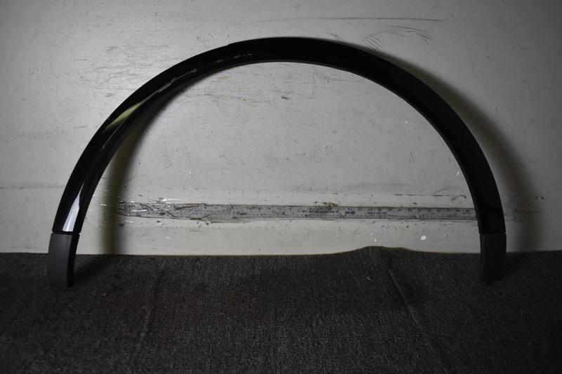 2019 - 2021 Porsche Cayenne Rear Left Wheel Arch Fender Flare 9Y0854731J Oem