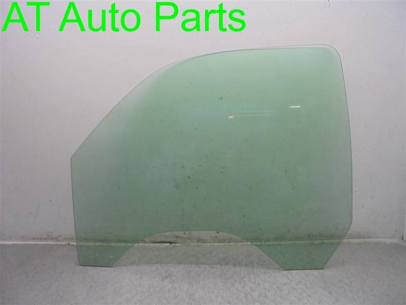01-06 GMC YUKON TAHOE FRONT DRIVER LEFT DOOR GLASS WINDOW OEM 15891714L