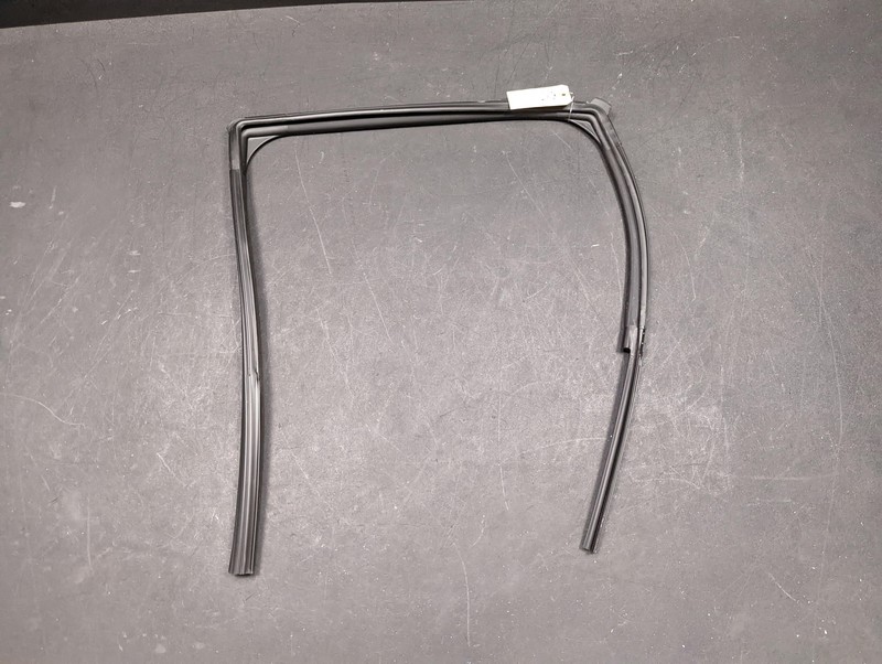 Rear Left Door Window Glass Run Channel 2022 Mitsubishi Outlander Sport 11 - 21