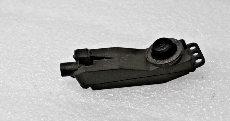 16-20 TESLA MODEL S LEFT DRIVER SIDE B PILLAR EXTERIOR CAMERA OEM1069104-00-B