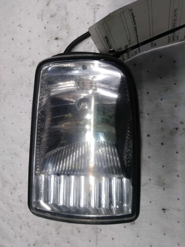 2013 Nissan Rogue Right Fog Light Assembly OEM Silver 261508993B 75000 Miles