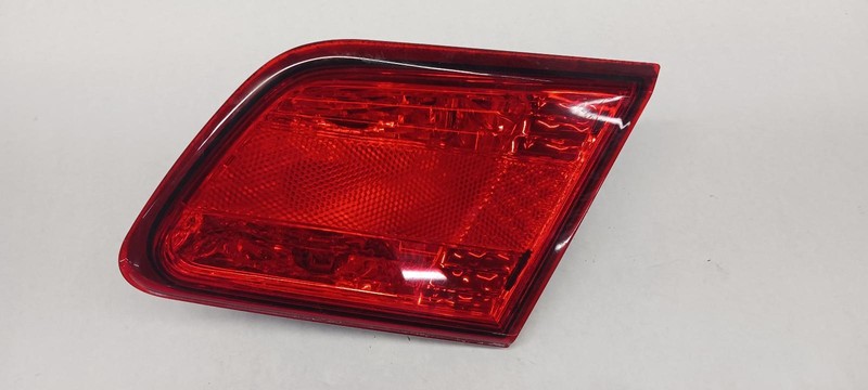 10-'14 SUBARU LEGACY Right passenger inner Taillight OEM Grade A!