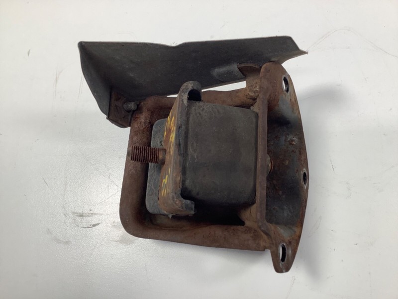 75-79 HONDA CIVIC REAR ENGINE MOTOR RUBBER MOUNT BRACKET OEM