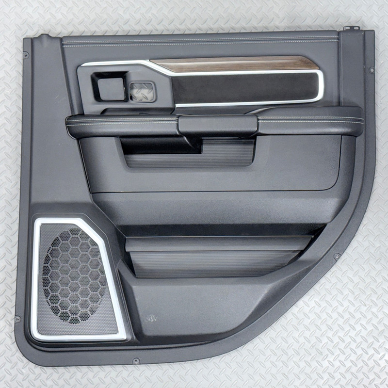 ✅ 2019-2024 RAM 2500 3500 CREW CAB Laramie OEM REAR RIGHT DOOR TRIM PANEL Black