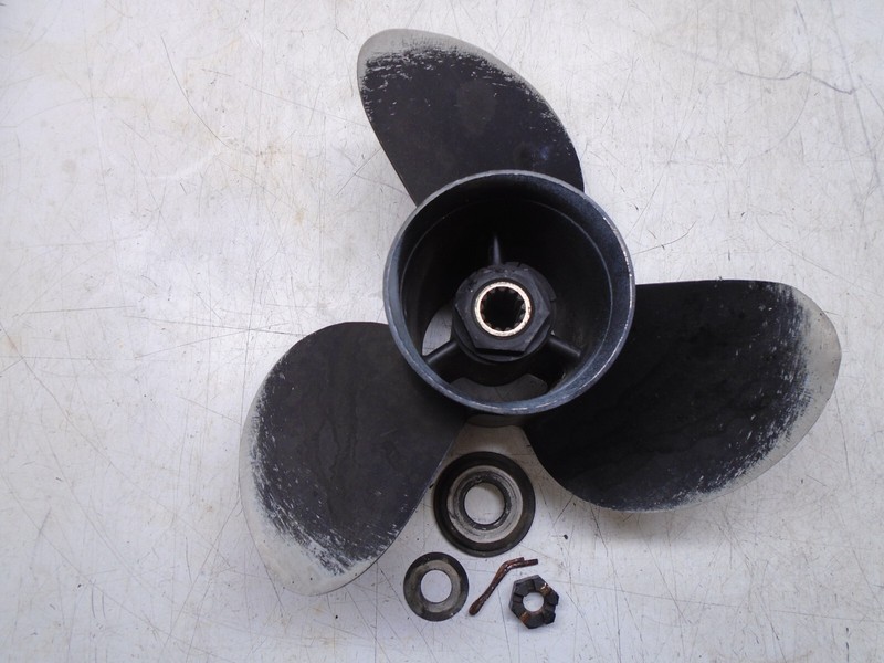 K3 QL 3 Blade Propeller 13.25x 17"Prop w/ Hub Kit
