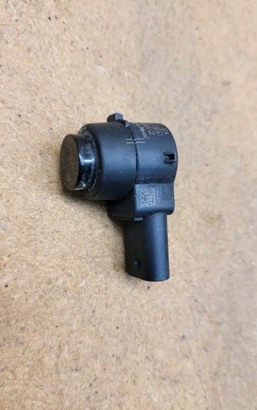 2012 2013 2014 MERCEDES CLS63S AMG W218 Bumper PARK ASSIST SENSOR OEM