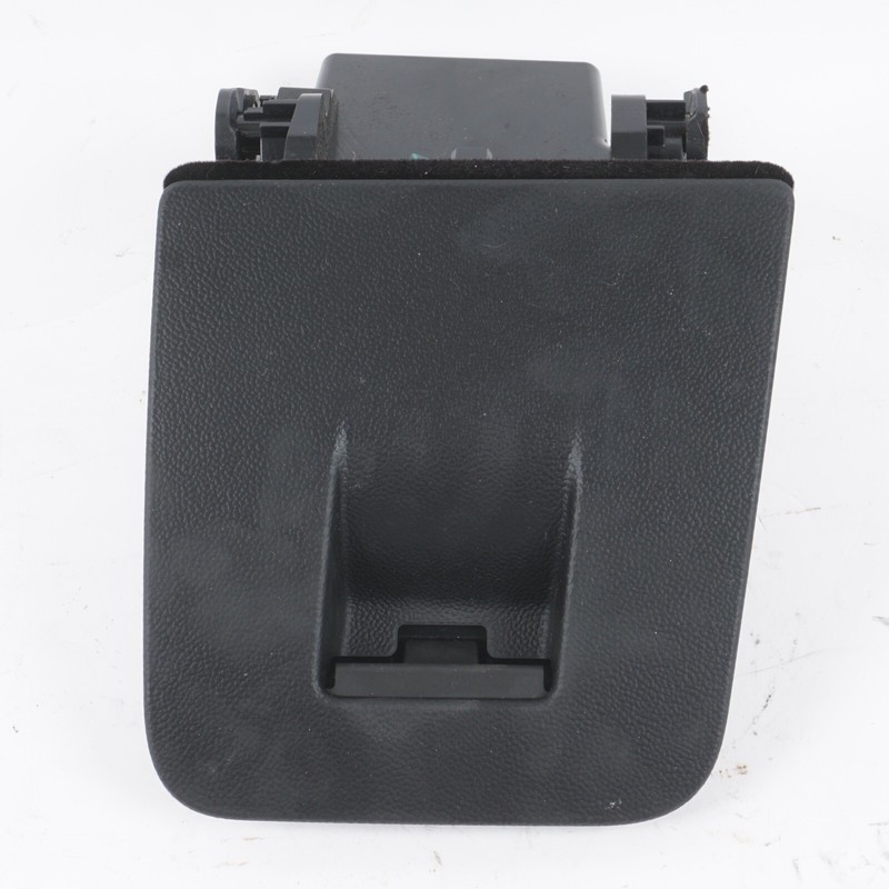 17 - 21 Alfa Romeo Giulia DASH LEFT SIDE CUBBY STORAGE COMPARTMENTOEM