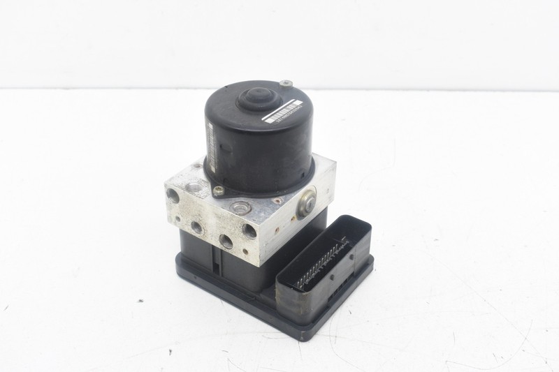 2006 MINI COOPER S R53 ABS ASC PUMP & CONTROL MODULE ASSEMBLY OEM KW84