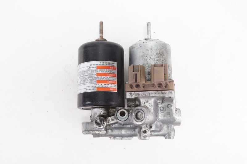 TOYOTA PRIUS V Power Brake Booster OEM 2012 - 2014