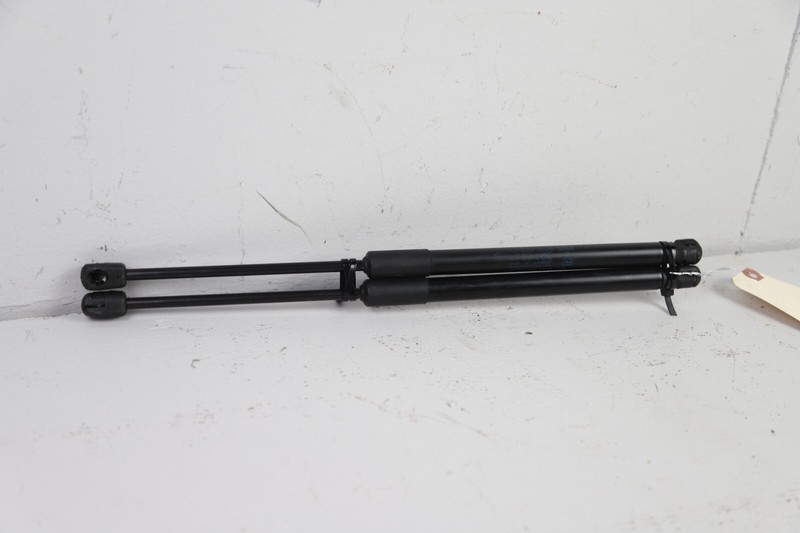 2014 - 2020 MASERATI GHIBLI M157 LEFT RIGHT HOOD SUPPORT STRUT SET 670008872 OEM