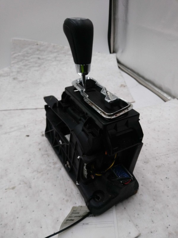 2011 Jeep Grand Cherokee Automatic Transmission Shift Lever Assembly 4WD