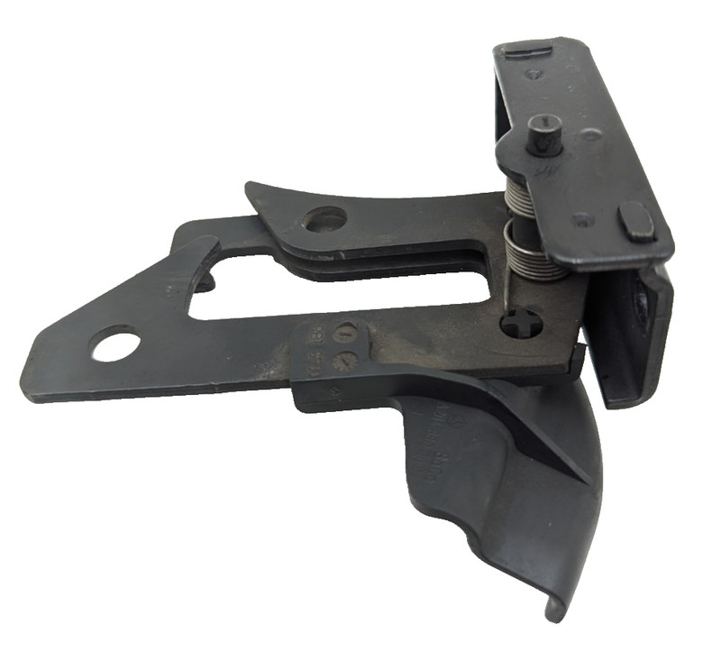 08-14 Mercedes W204 C250 C300 GLK Hood Safety Catch Latch Lock Oem