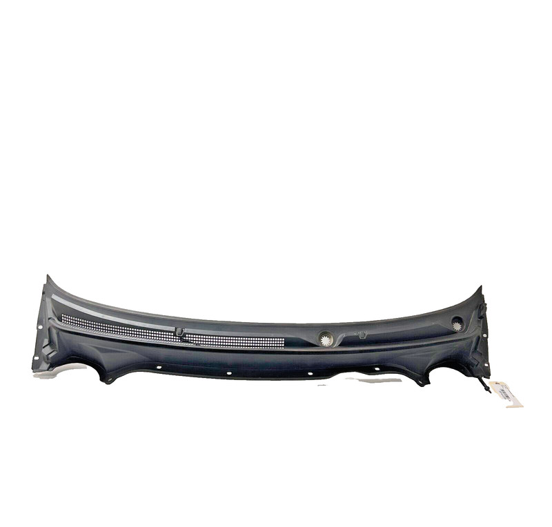 2018 - 2023 GMC TERRAIN WINDSHIELD WIPER COWL PANEL COVER GRILLE W/ NOZZLES OEM