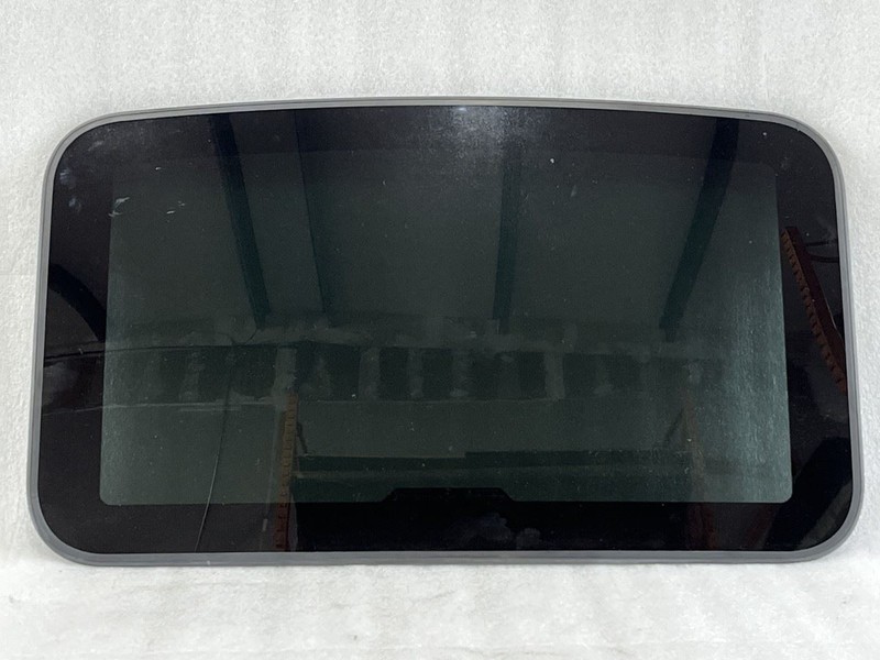 2009 2010 2011 2012 2013 2014 2015 JAGUAR XF SUNROOF GLASS WINDOW SAINT-GOBAIN
