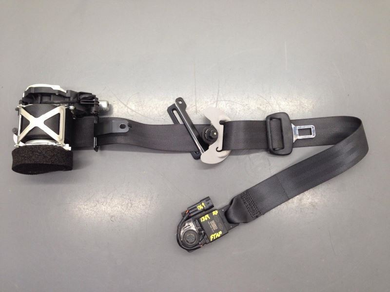Right Passenger Front Seat Belt Retractor 2009-2010 Hyundai Genesis Sedan 66012