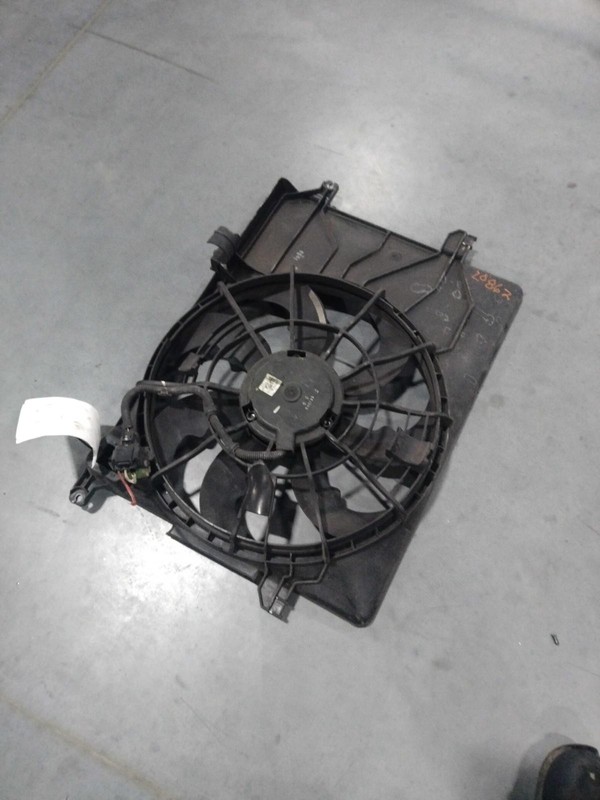 Used Engine Cooling Fan Motor fits: 2015 Kia Sportage Fan Assembly gasoline Grad