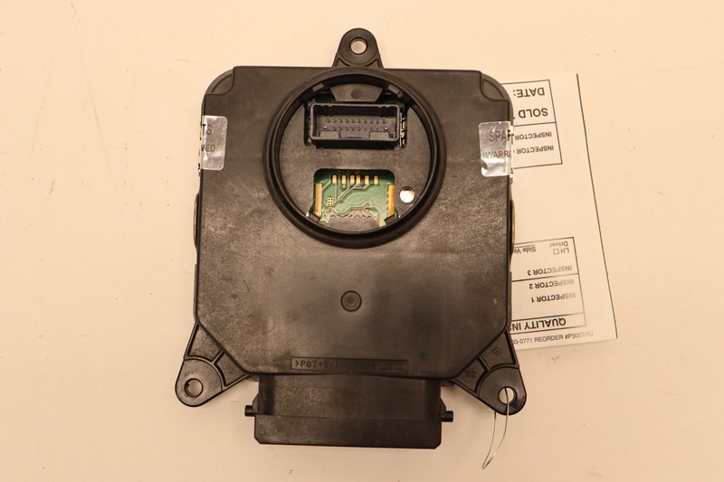 2019-2021 LEXUS ES300H RIGHT PASSENGER HEADLIGHT HEADLAMP BALLAST MODULE OEM