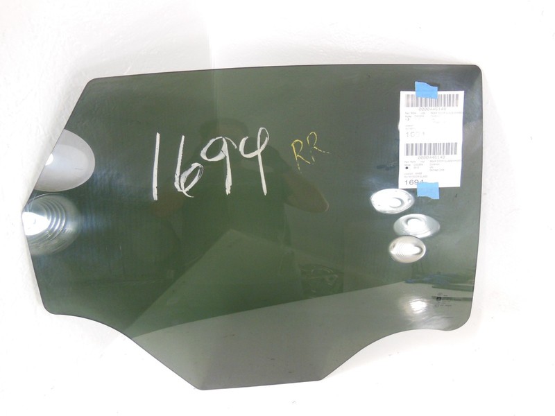 2010-2016 Cadillac XRX Rear Door Window Glass Passenger Right RH W/O Solar OEM