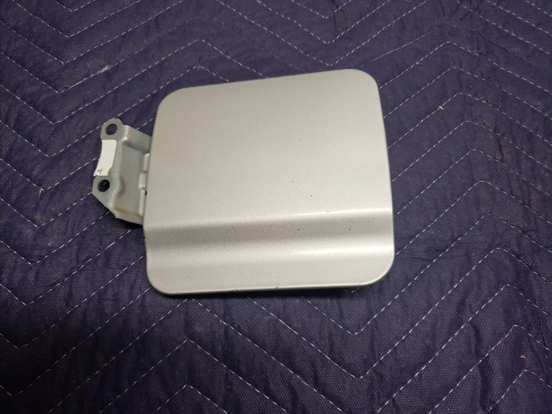 1997-2004 Mitsubishi Montero Sport Fuel Filler Tank Door Lid Gas Cover OEM