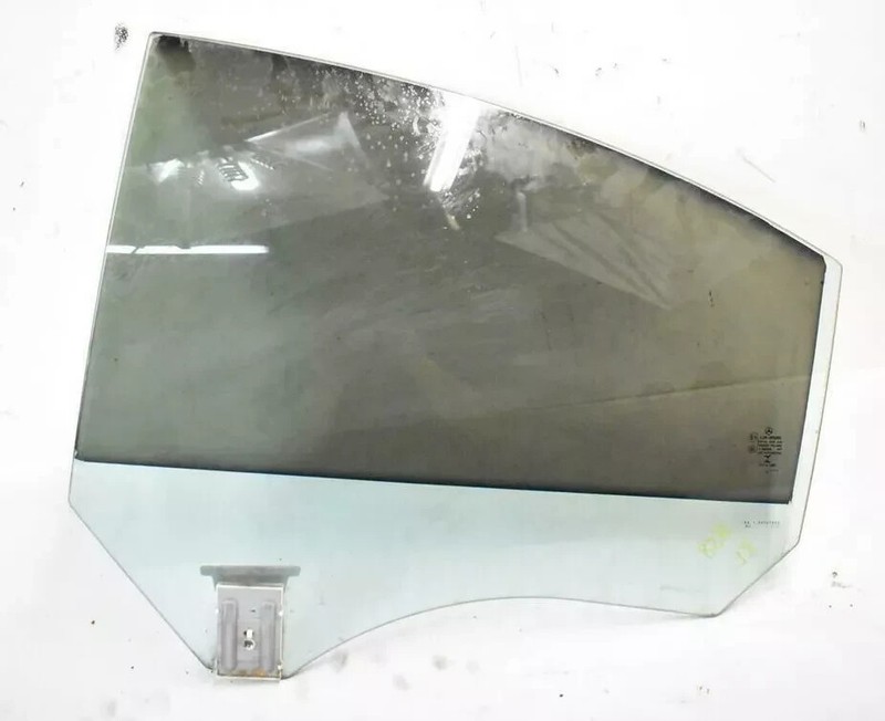 14-18 Mercedes W117 CLA250 Rear Left Driver Side Door Window Glass OEM