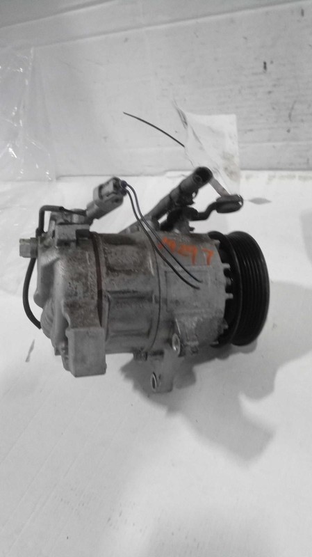 2019 Subaru Forester A/C Compressor OEM 73111SJ030 65K Miles Grey