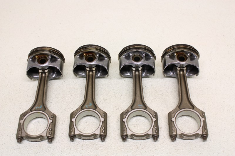 MK7 VW GTI Jetta GLI 2.0T DKF Pistons W/ Connecting Rods 27k Miles Oem 2019-2021