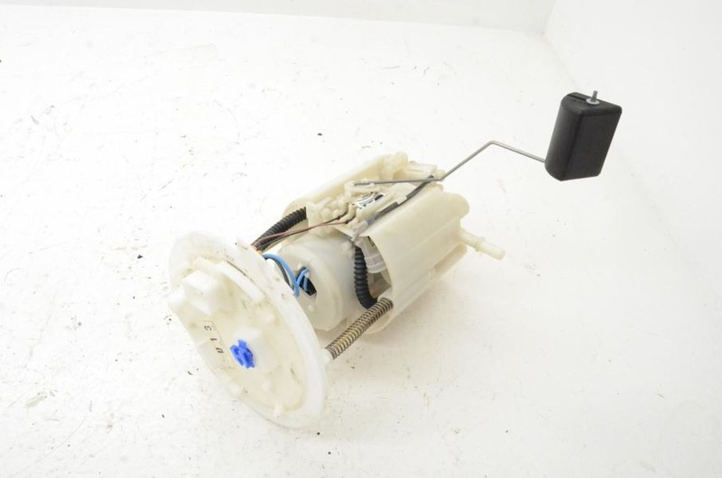2007-2010 Mazda Cx-9 AWD Fuel Pump Assembly