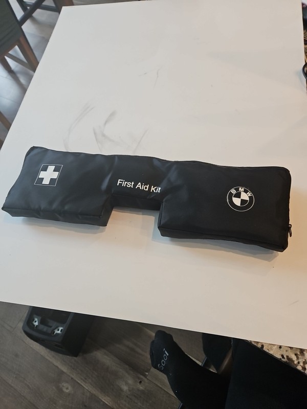 04-10 E60 E65 E66 BMW 5 Series First Aid Kit Emergency Trunk OEM 2008 535xi