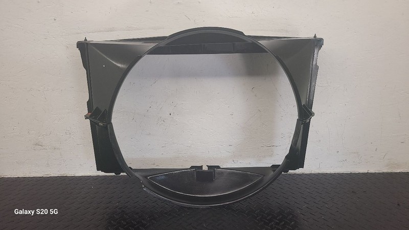 94-04 Chevrolet S10 Pickup 4.3L Radiator Fan Shroud Assembly OEM 15133506