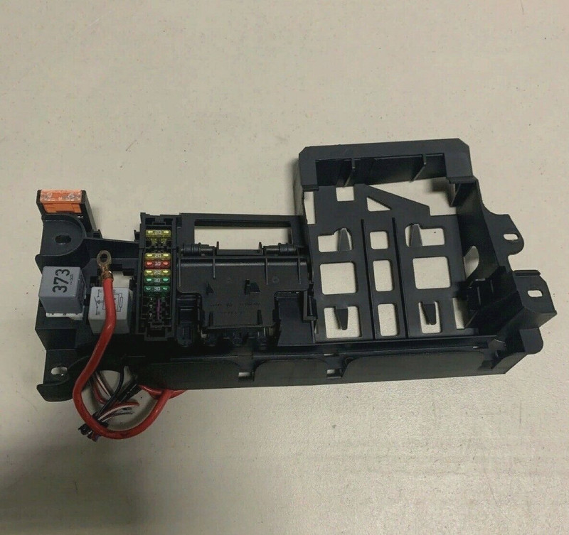04 05 06 07 AUDI A8 A8L D3 FUSE RELAY JUNCTION MAIN BOX BRACKET CABLEOEM 60k
