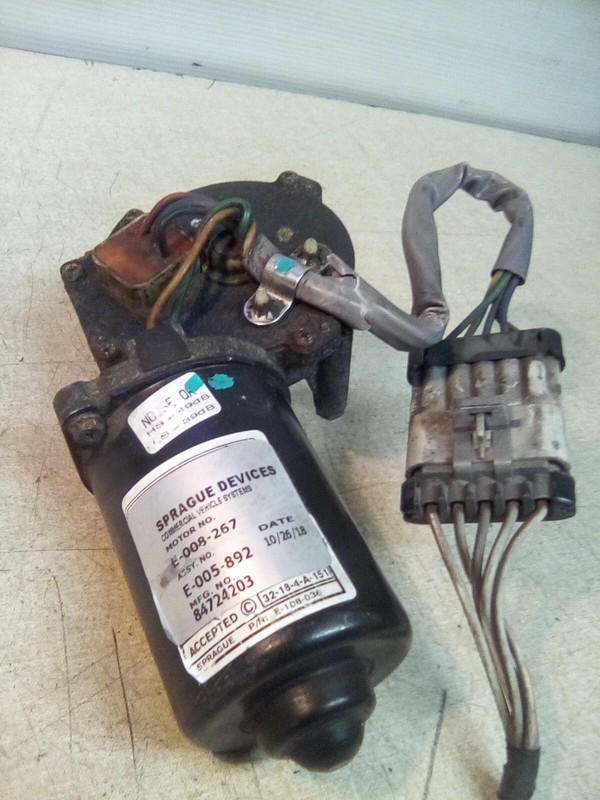 Volvo VNL Sprague E-008-267, E-005-892 Wiper Motor