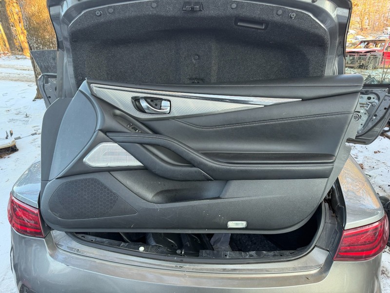 17-22 INFINITI Q60 RH PASSENGER SIDE BLACK LEATHER DOOR PANEL CARD