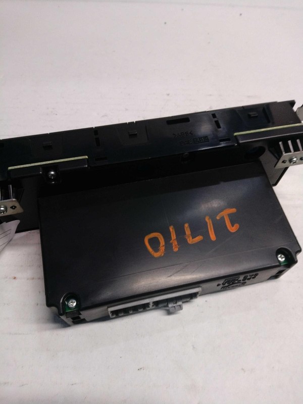 2001 INFINITI QX4 A/C Selector Switch OEM Green 275004W300 240K Miles