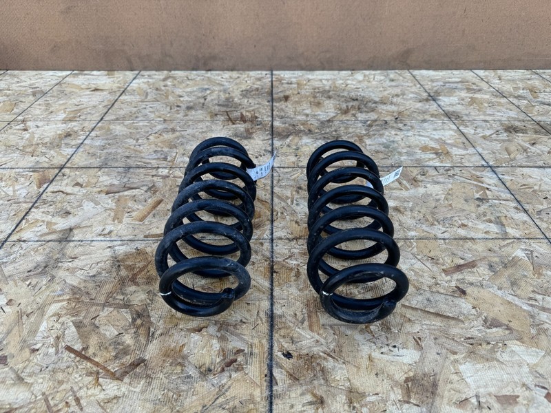 FORD BRONCO SPORT 2021-2024 OEM REAR LEFT AND RIGHT COIL SPRINGS SPRING ASSEMBLY