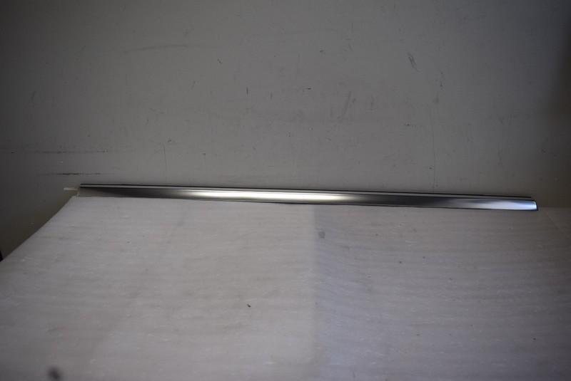 2013-2019 MERCEDES BENZ S CLASS W222 REAR LEFT MOLDING GLASS FACTORY OEM